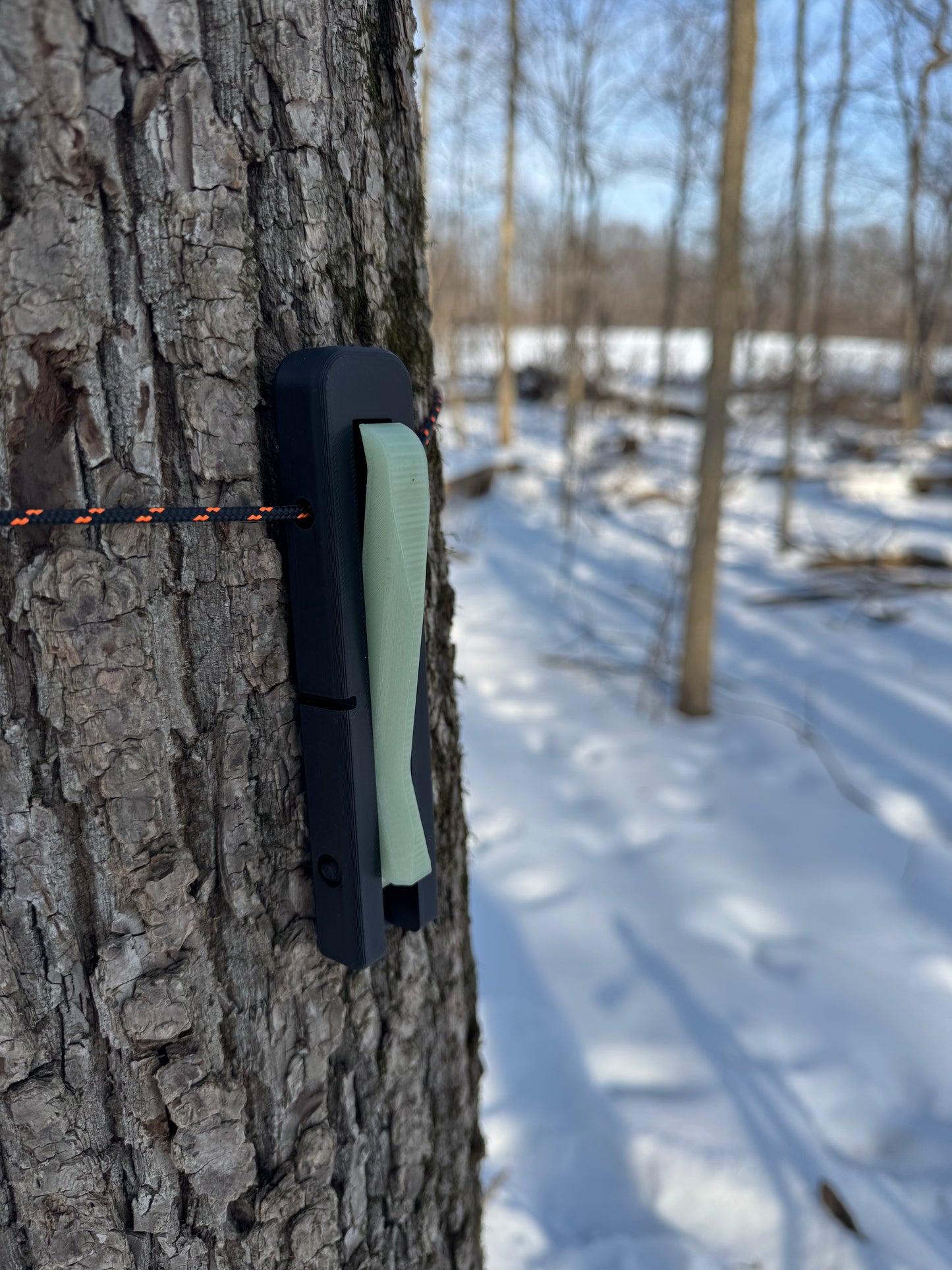 Ground Hanger and Rope Lock